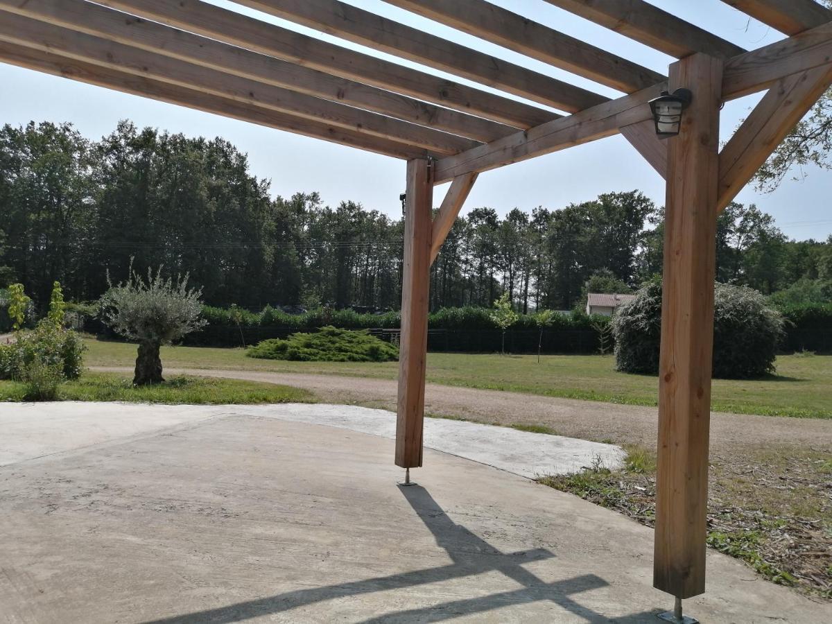 Le Gite Du Parc La Coquille Exterior photo